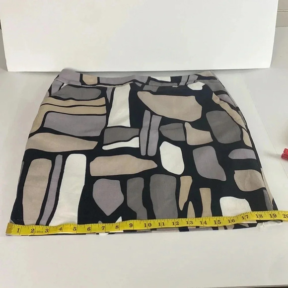 abstract print Eclectic black white grey maximalist skirt with pocket size 10 - Picture 8 of 9